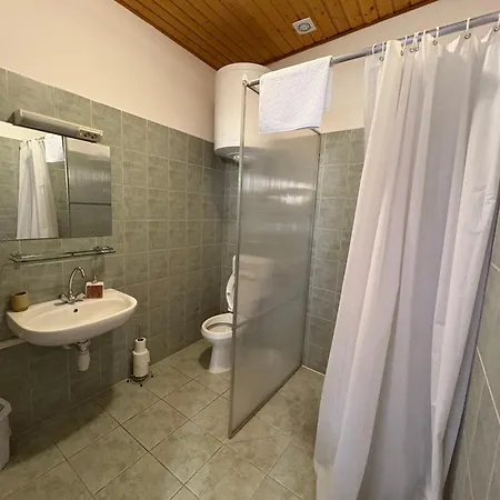 Haramia Csapszek Es Fogado בית הארחה סזומבאת'לי