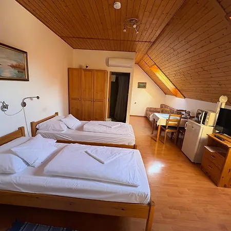 Haramia Csapszek Es Fogado Guest house Szombathely