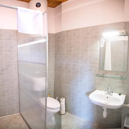 Gasthuis Haramia Csapszek Es Fogado