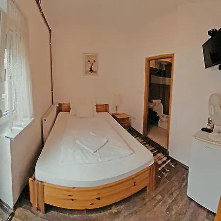 Haramia Csapszék és 3* Szombathely