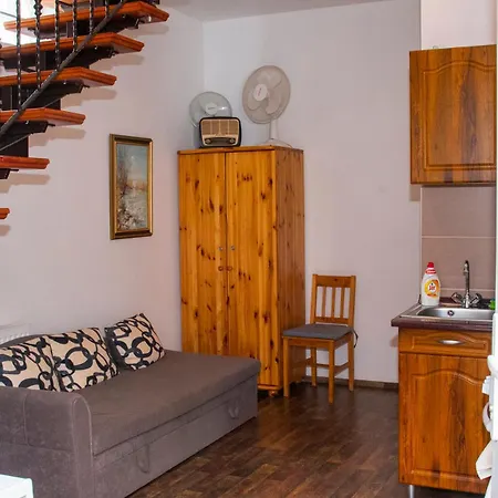 Haramia Csapszek Es Fogado Gasthuis 3*