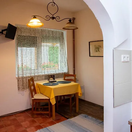 Haramia Csapszek Es Fogado 3*