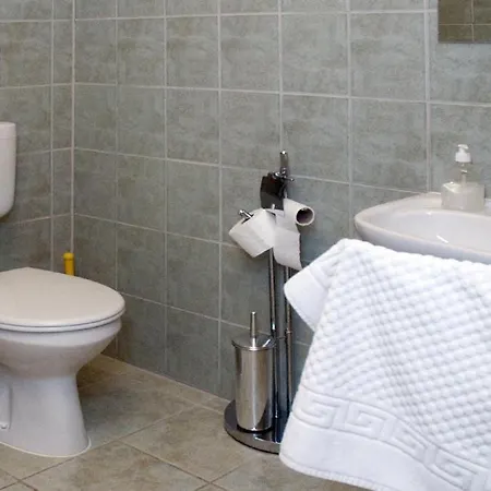 Haramia Csapszék és 3* Szombathely