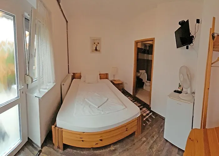Haramia Csapszek Es Fogado 3* Szombathely
