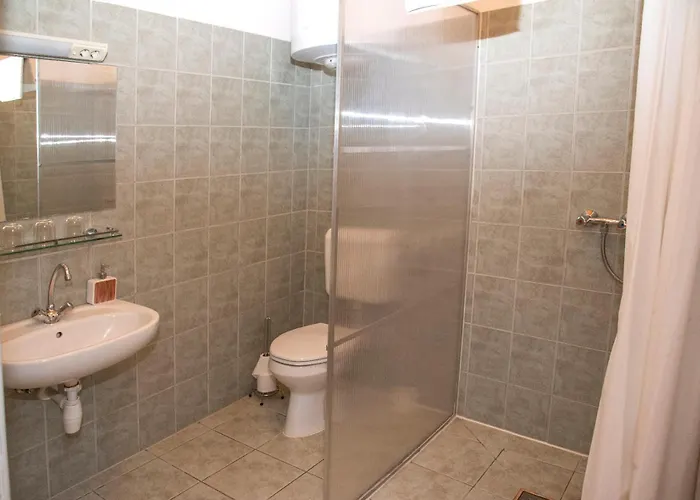Haramia Csapszek Es Fogado 3* Szombathely