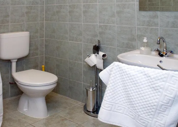 Haramia Csapszek Es Fogado 3* Szombathely